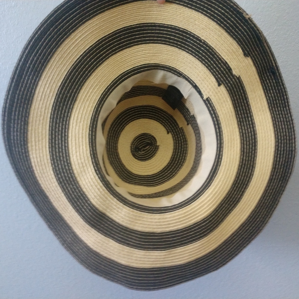 D&Y Women's One Size OSFA Paper Striped Beige Floral Sun Bucket Hat Cover - Picture 4 of 5